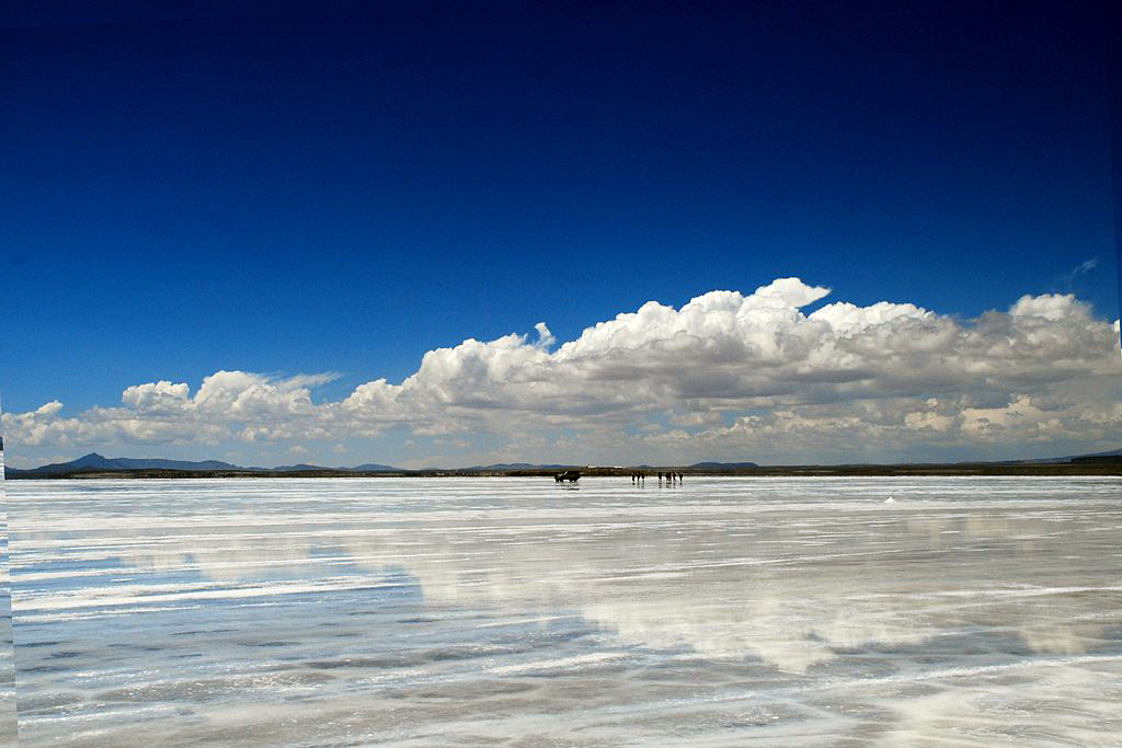 Experiencing Salar De Uyuni – Bolivia