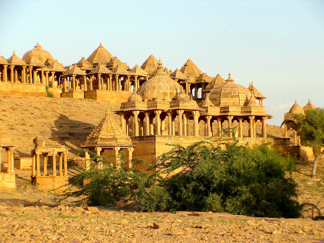 Fascinating yellow stone architecture of the golden city Jaisalmer