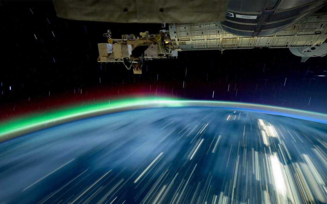 Astronaut Captures North America Whizzing Past and Auroras on the Horizon