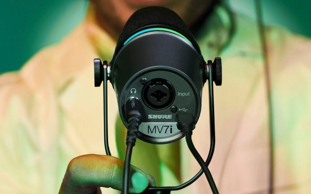 Shure’s MV7i is the First Desktop Mic With Built-In Dual-Channel Capability